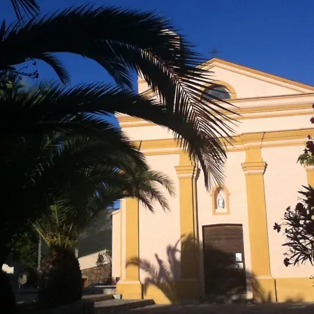 Palmarella Daire Galeria (Corsica)