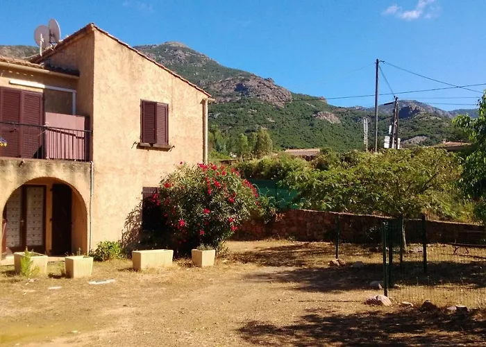 Palmarella Lägenhet Galeria (Corsica)